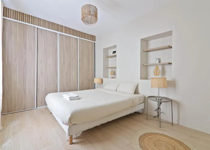 1 Bedroom - 6p - Le Marais With Netflix *